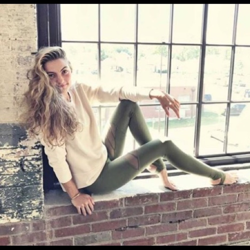Soulshine Stirrup Leggings - Olive, XS